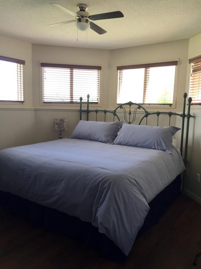 Lakeside Country Inn Manitou Beach Luaran gambar